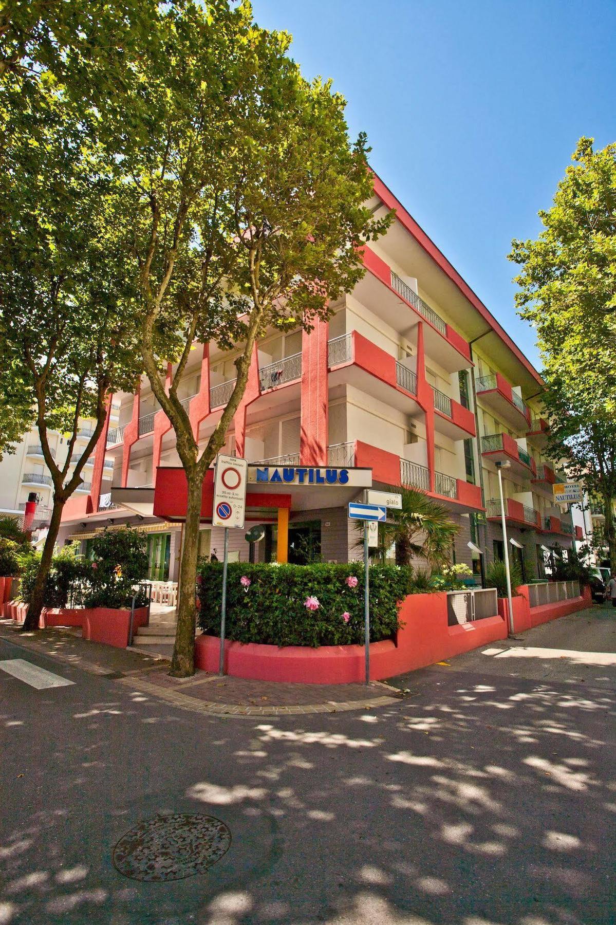 Nautilus Hotel Family All Inclusive Беллария-Иджеа-Марина Экстерьер фото